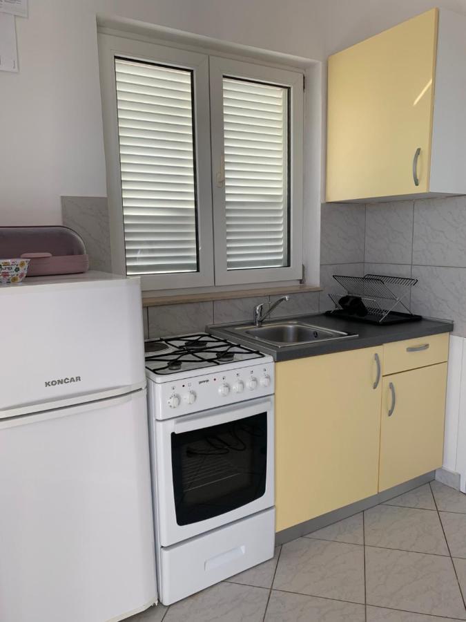 Apartments Lota Кострена Экстерьер фото